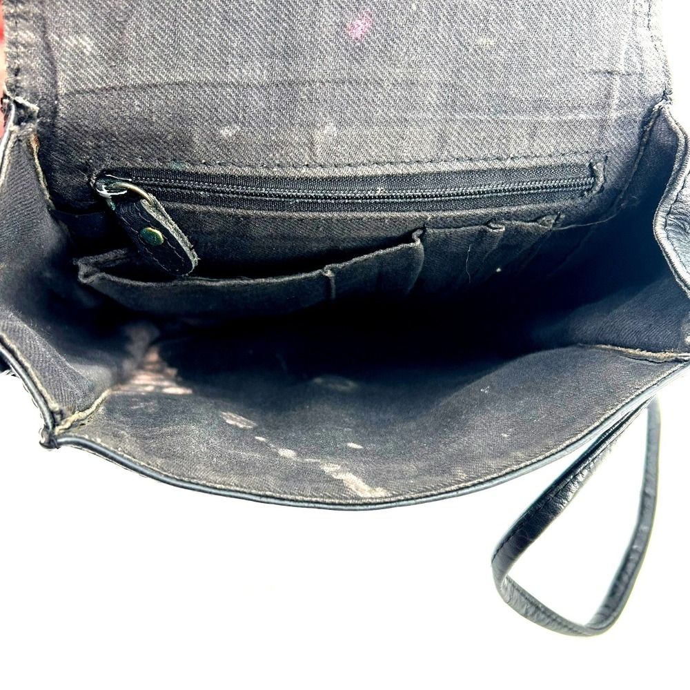 Vintage 90s Fossil Black Leather Crossbody Bag Small Flap Square Shoulder Bag - Picture 7 of 7